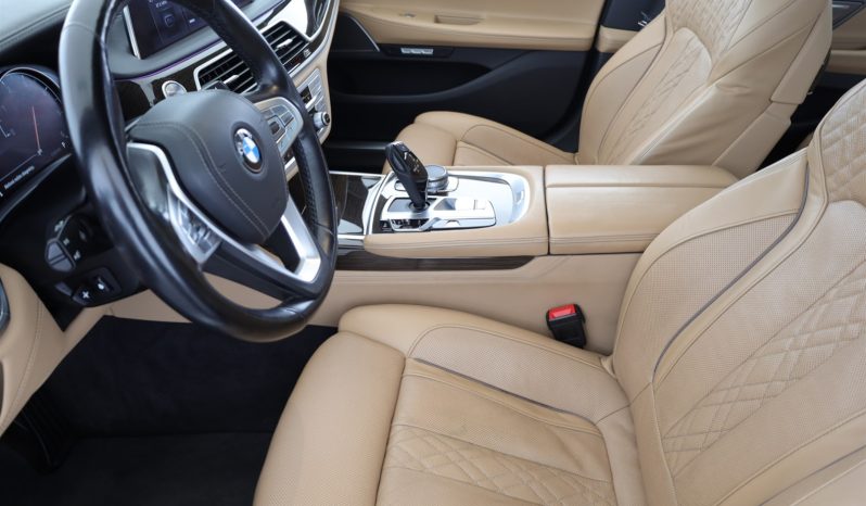 BMW 7, 2016 pieno