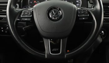 Volkswagen Touareg, 2015 pieno