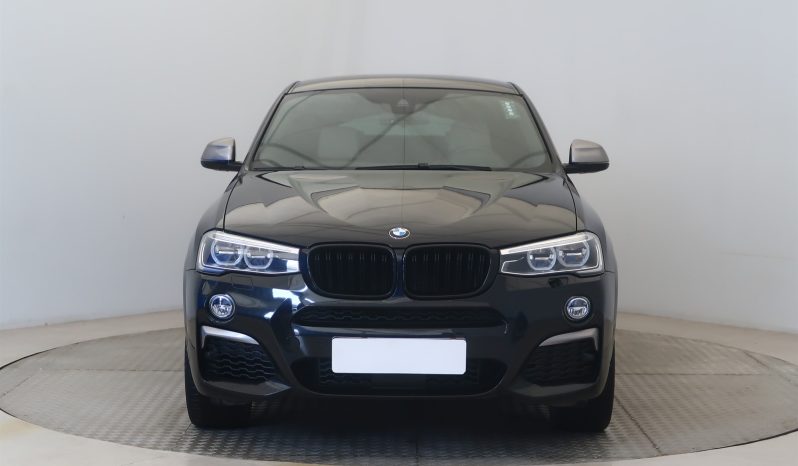 BMW X4, 2016 pieno