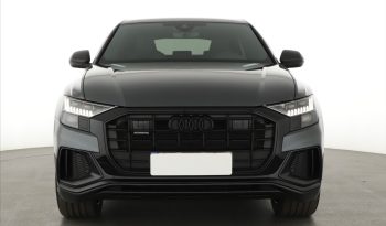 Audi Q8, 2022 pieno