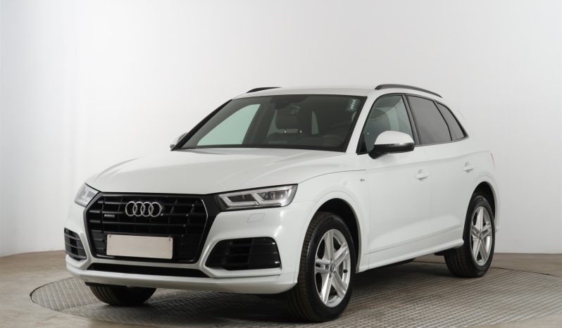 Audi Q5, 2020 pieno