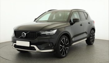 Volvo XC40, 2018 pieno