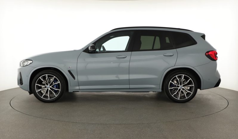 BMW X3, 2022 pieno