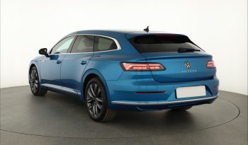 Volkswagen Arteon, 2022 pieno