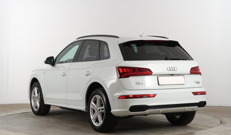 Audi Q5, 2020 pieno