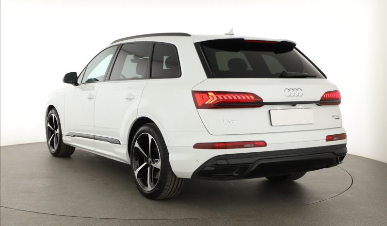 Audi Q7, 2023 pieno