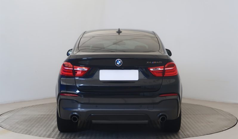 BMW X4, 2016 pieno