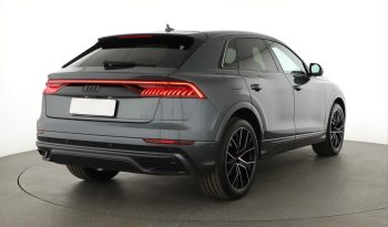 Audi Q8, 2022 pieno