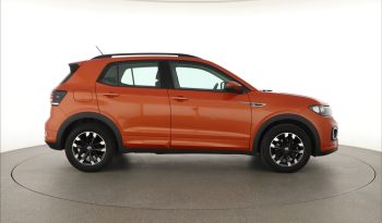 Volkswagen T-Cross, 2022 pieno